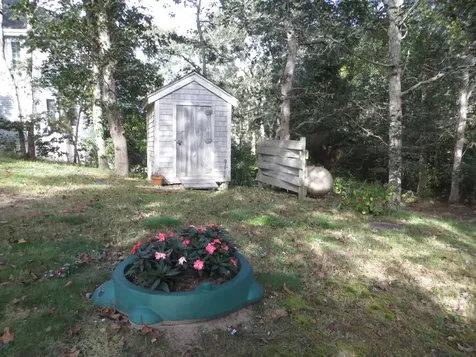 17 Eighteenth Street South Edgartown MA 02539