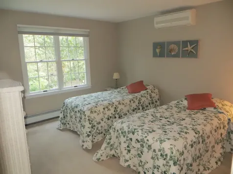 17 Eighteenth Street South Edgartown MA 02539