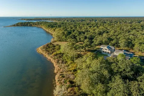 9 Briggs Road Edgartown MA 02539