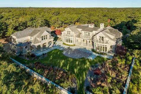 9 Briggs Road Edgartown MA 02539
