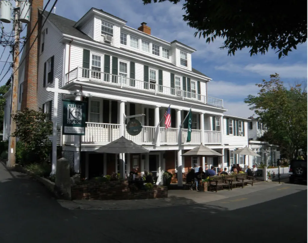 24 Kelley Street Et Al Edgartown MA 02539
