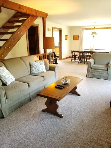 8 Massasoit Road Edgartown MA 02539