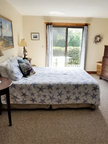 8 Massasoit Road Edgartown MA 02539