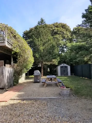 8 Massasoit Road Edgartown MA 02539