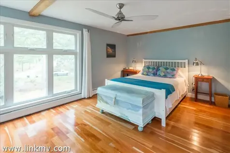 29 Bayes Hill Road Oak Bluffs MA 02557