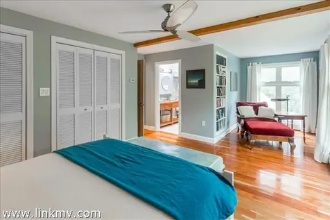 29 Bayes Hill Road Oak Bluffs MA 02557