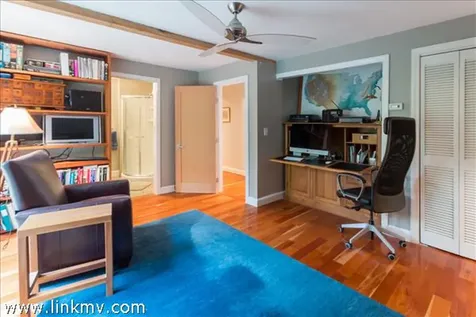 29 Bayes Hill Road Oak Bluffs MA 02557