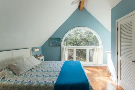 29 Bayes Hill Road Oak Bluffs MA 02557