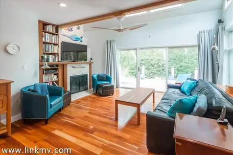 29 Bayes Hill Road Oak Bluffs MA 02557