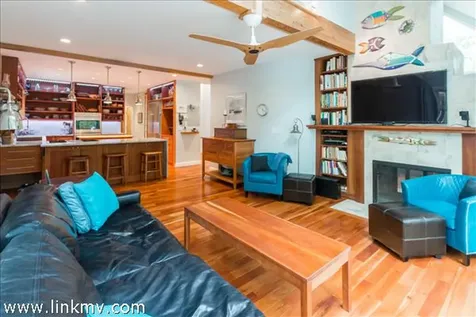 29 Bayes Hill Road Oak Bluffs MA 02557