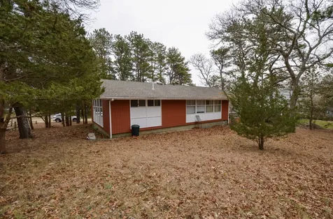 20 Windy Hill Road Oak Bluffs MA 02557