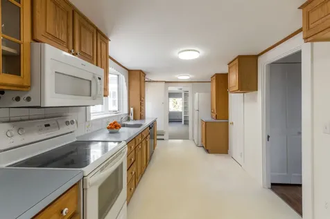 266 State Road Vineyard Haven MA 02568