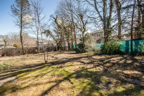 266 State Road Vineyard Haven MA 02568