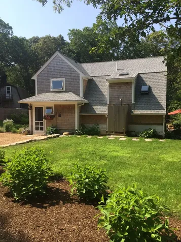 9 Manchester Avenue Oak Bluffs MA 02557