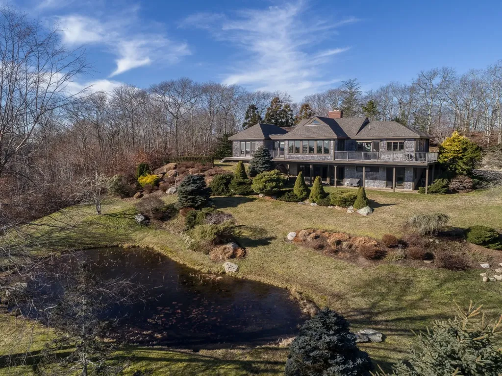 50 Lookout Hill Road West Tisbury MA 02575
