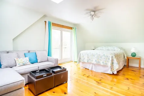 52 Andrews Road Vineyard Haven MA 02568