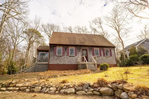 52 Andrews Road Vineyard Haven MA 02568