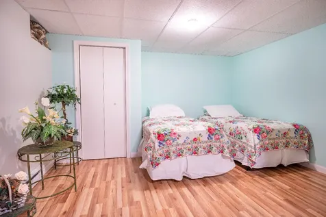 52 Andrews Road Vineyard Haven MA 02568