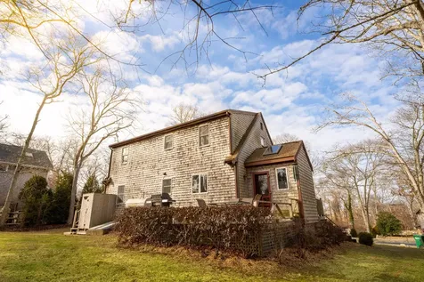 52 Andrews Road Vineyard Haven MA 02568
