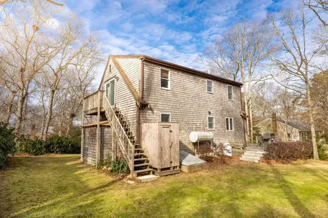 52 Andrews Road Vineyard Haven MA 02568