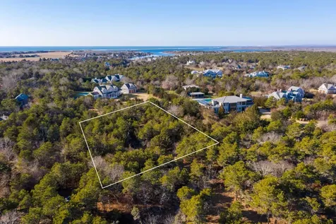 32 West Street Edgartown MA 02539