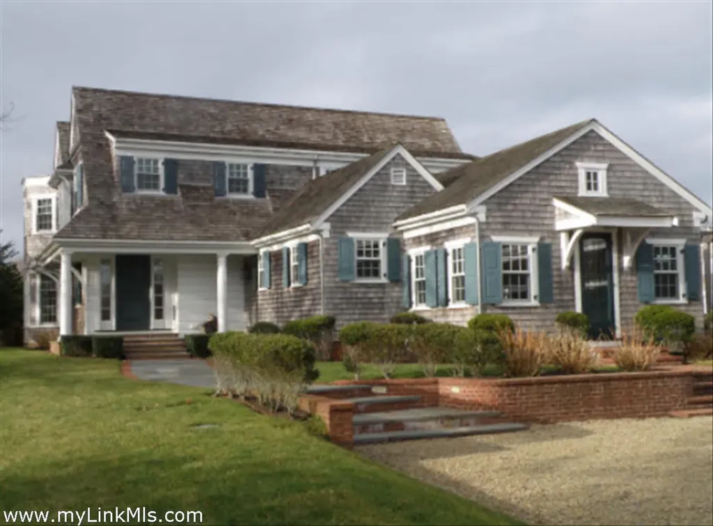20 & 26 Orr Lane Edgartown MA 02539