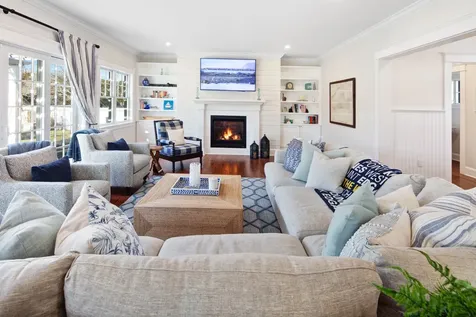 14 Puwal Lane Edgartown MA 02539