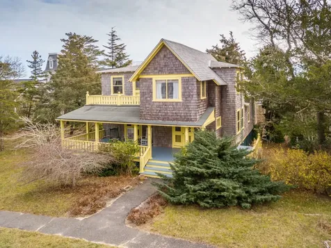 10 Prospect Park Oak Bluffs MA 02557