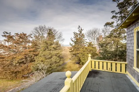 10 Prospect Park Oak Bluffs MA 02557