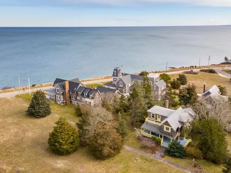 10 Prospect Park Oak Bluffs MA 02557