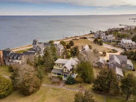 10 Prospect Park Oak Bluffs MA 02557