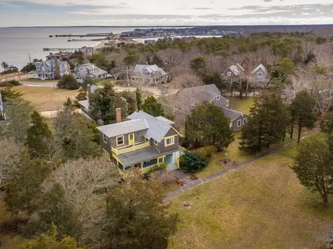10 Prospect Park Oak Bluffs MA 02557