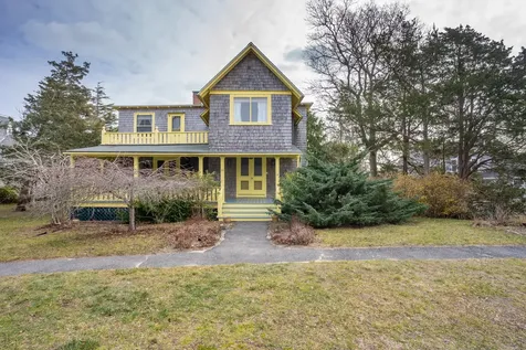 10 Prospect Park Oak Bluffs MA 02557