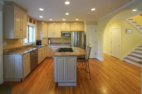 97 Wing Road Oak Bluffs MA 02557