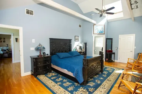 3 Lauras Way Oak Bluffs MA 02557
