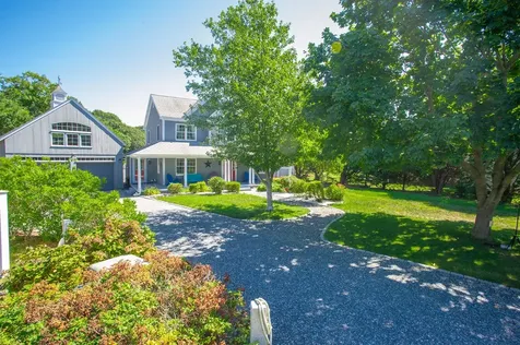 3 Lauras Way Oak Bluffs MA 02557