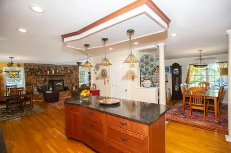 3 Lauras Way Oak Bluffs MA 02557