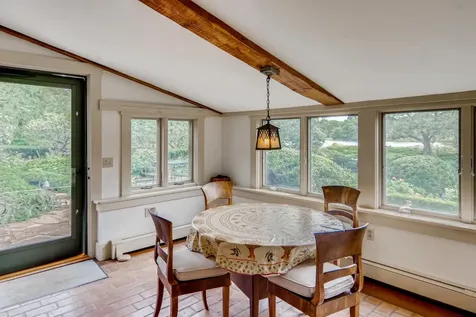 42 Looks Pond Way West Tisbury MA 02575