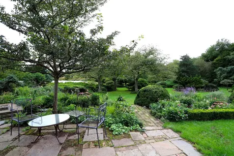 42 Looks Pond Way West Tisbury MA 02575