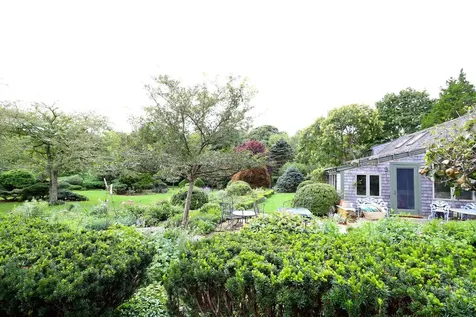 42 Looks Pond Way West Tisbury MA 02575
