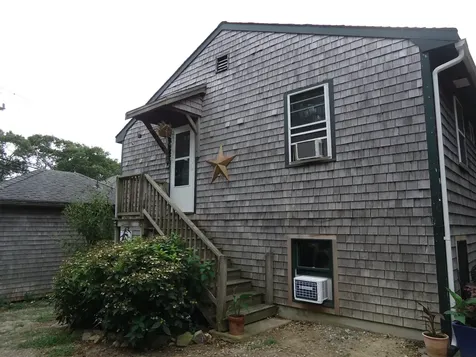 5 Village Court Vineyard Haven MA 02568