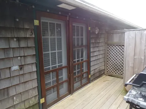 5 Village Court Vineyard Haven MA 02568