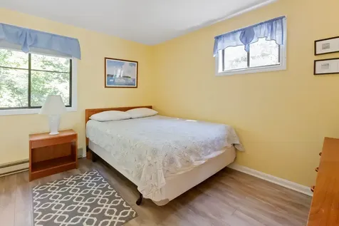 15 Vickers Street Edgartown MA 02539