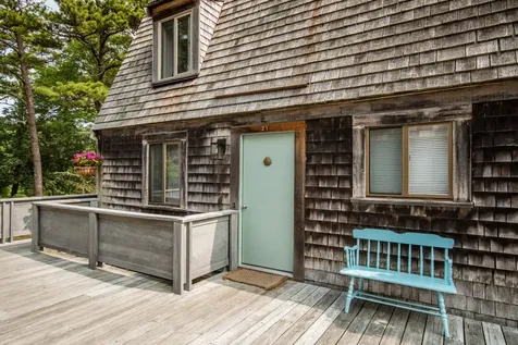 4 Quail Run Oak Bluffs MA 02557