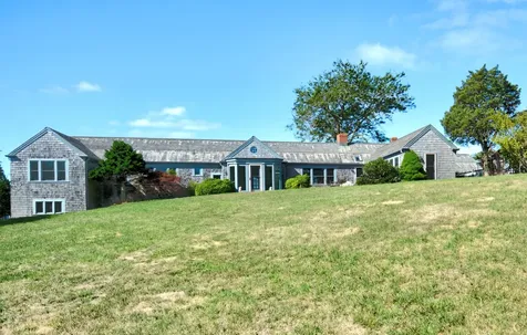17 High Mark Chilmark MA 02535