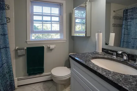 24 Circuit Avenue Vineyard Haven MA 02568