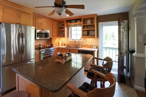 24 Circuit Avenue Vineyard Haven MA 02568