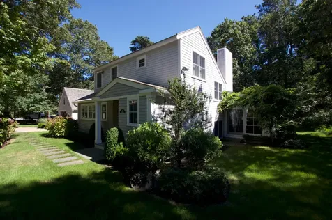 23 Hidden Cove Road Oak Bluffs MA 02557