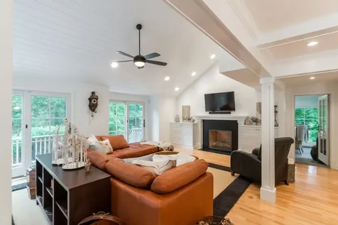23 Hidden Cove Road Oak Bluffs MA 02557