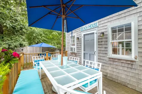17 Bay View Avenue Oak Bluffs MA 02557